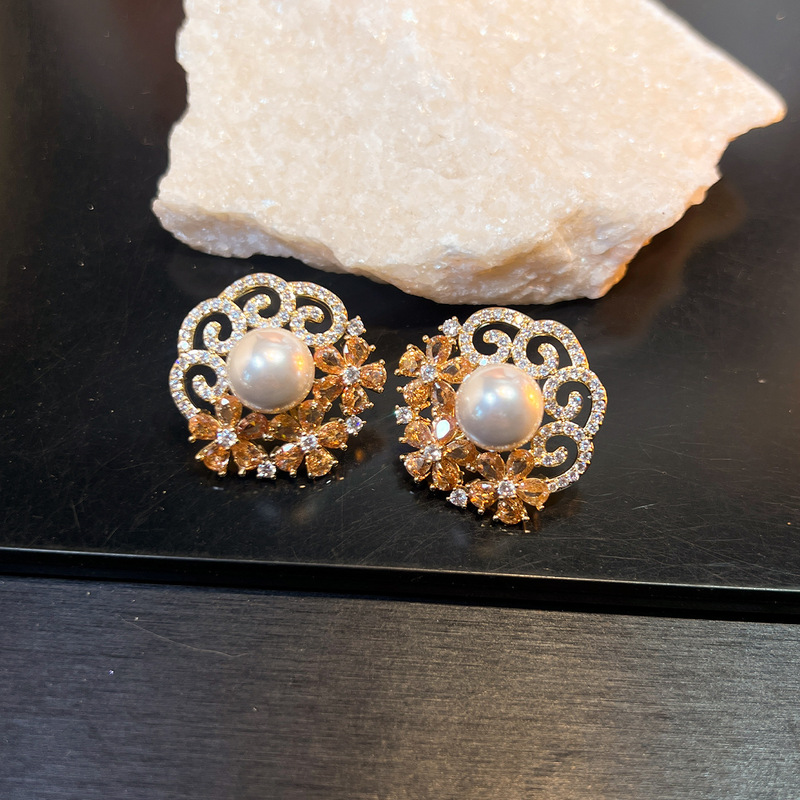 Orecchini a Perno Vintage con  - Vintage Fashion Center recensione e prezzo