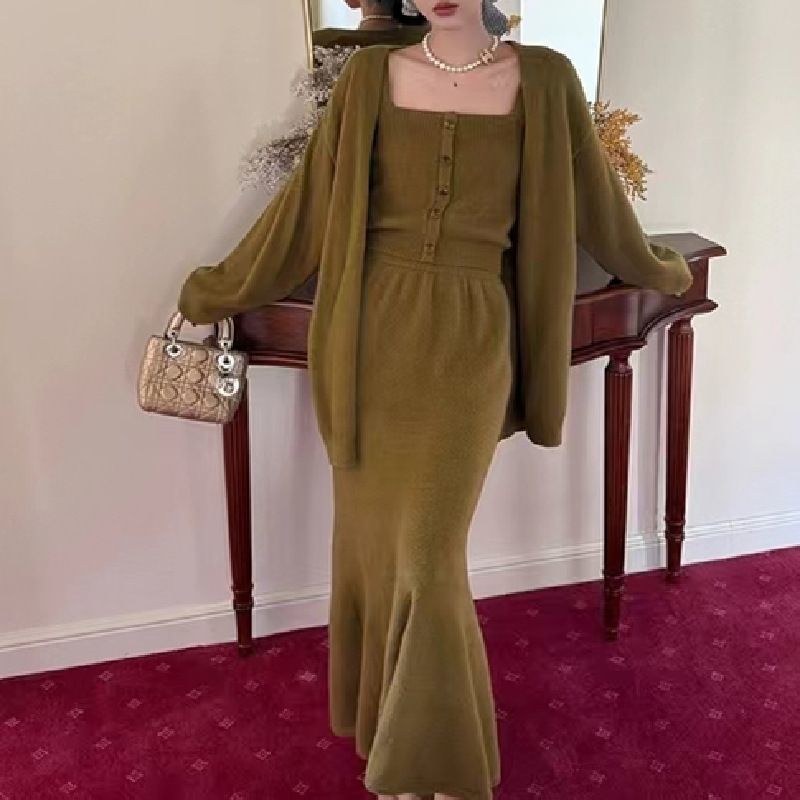 Set Tre Pezzi Elegante in Stil - Vintage Fashion Hong Kong recensione e prezzo